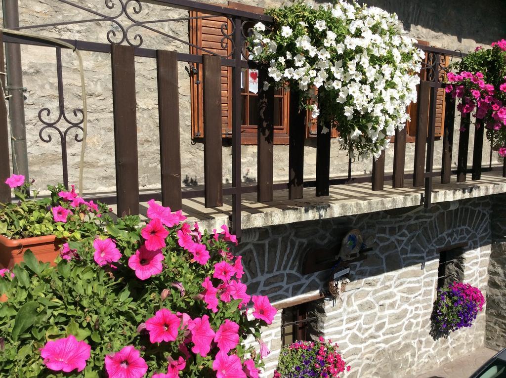 B&B La Vieille Meison De Pappa Sarre Exterior photo
