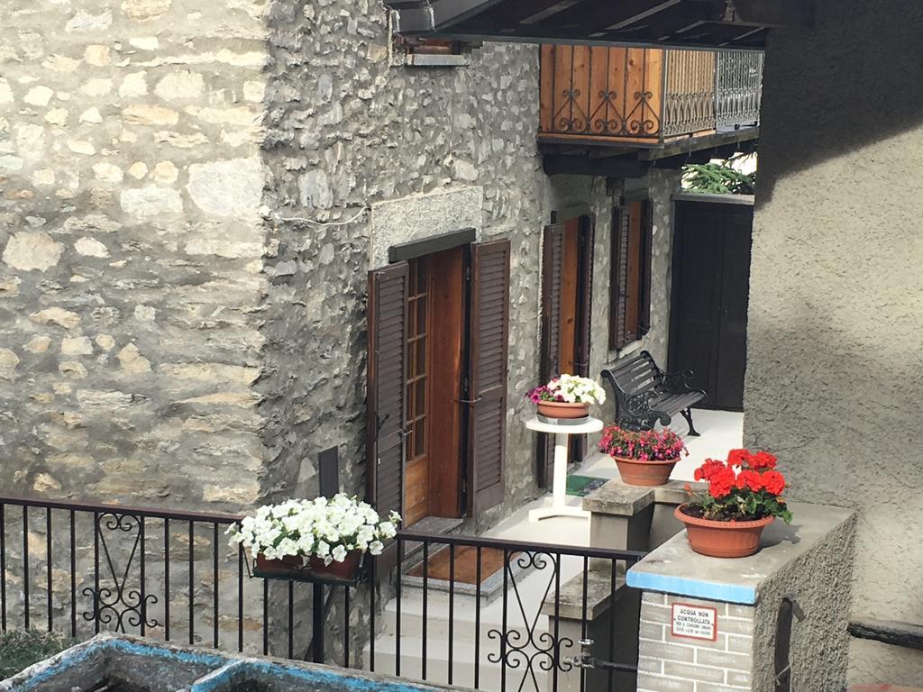 B&B La Vieille Meison De Pappa Sarre Exterior photo