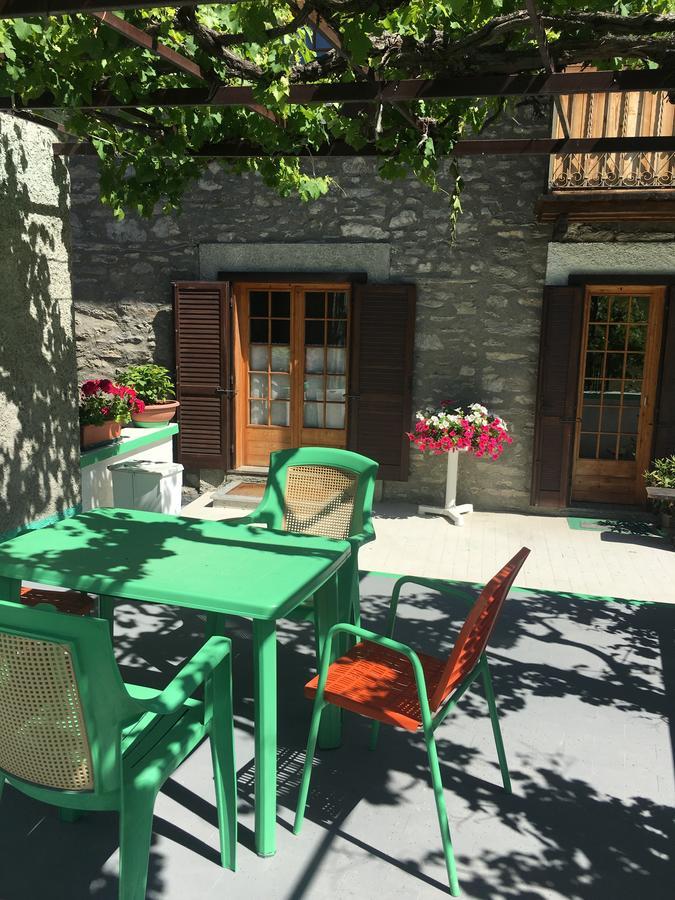 B&B La Vieille Meison De Pappa Sarre Exterior photo
