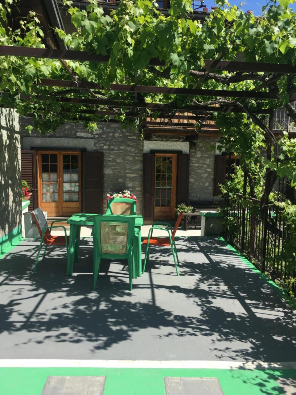 B&B La Vieille Meison De Pappa Sarre Exterior photo